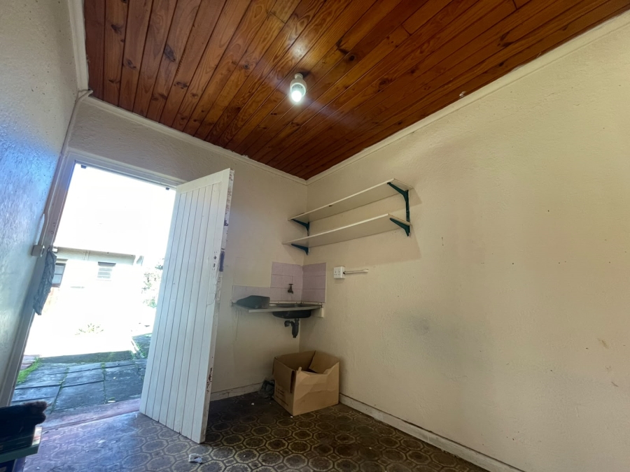 To Let 3 Bedroom Property for Rent in Pinelands Western Cape